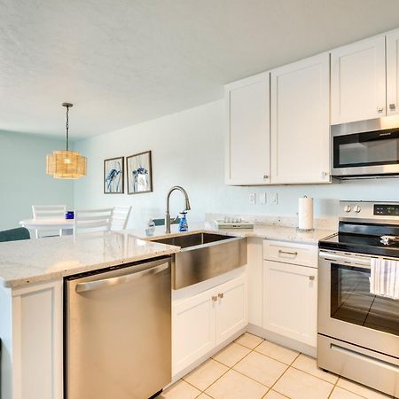 Cedar Key Condo With Balcony And Gulf Views! Exterior photo